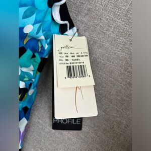 Women Size 16w Multiple Color Bathing Suit Top